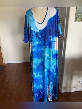 Blue Marble V-Neck Maxi Dress size 4X